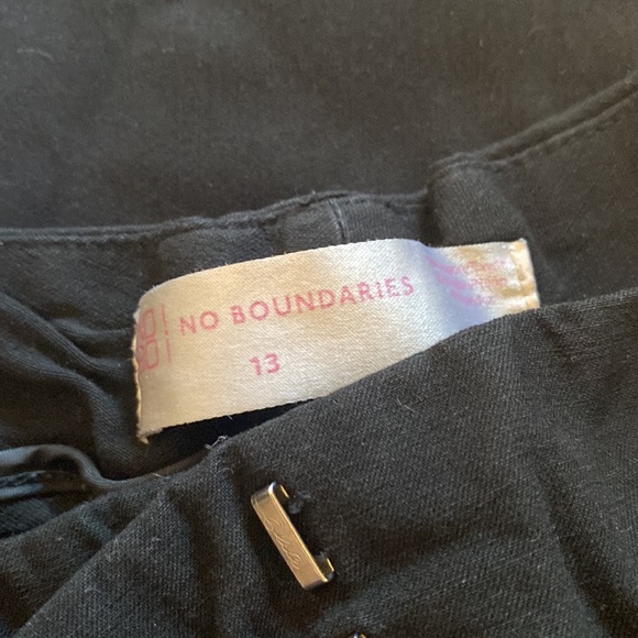 ⭐️ 2/$10 - dress pants - Picture 4 of 4